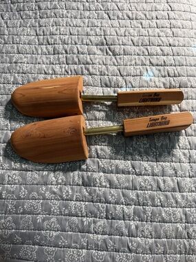Tampa Bay Lightning Wooden Cider Shoe Stretchers with Gold Handle